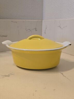 Descoware Vintage Belgium Yellow Enamel Cast Iron Small Covered Casserole Dish